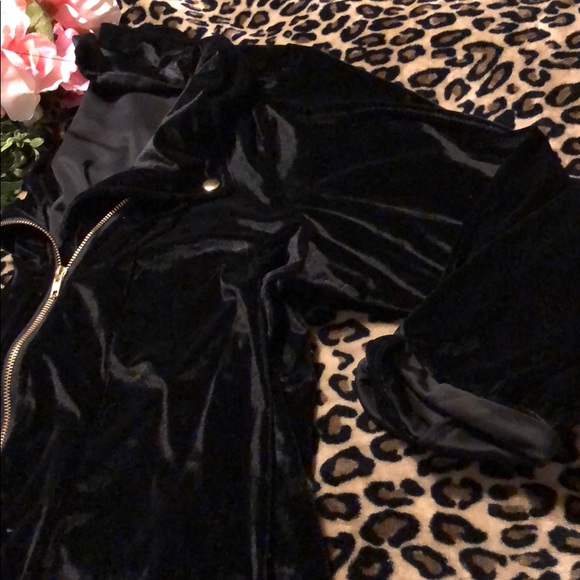 Velvet Jacket - Picture 3 of 5